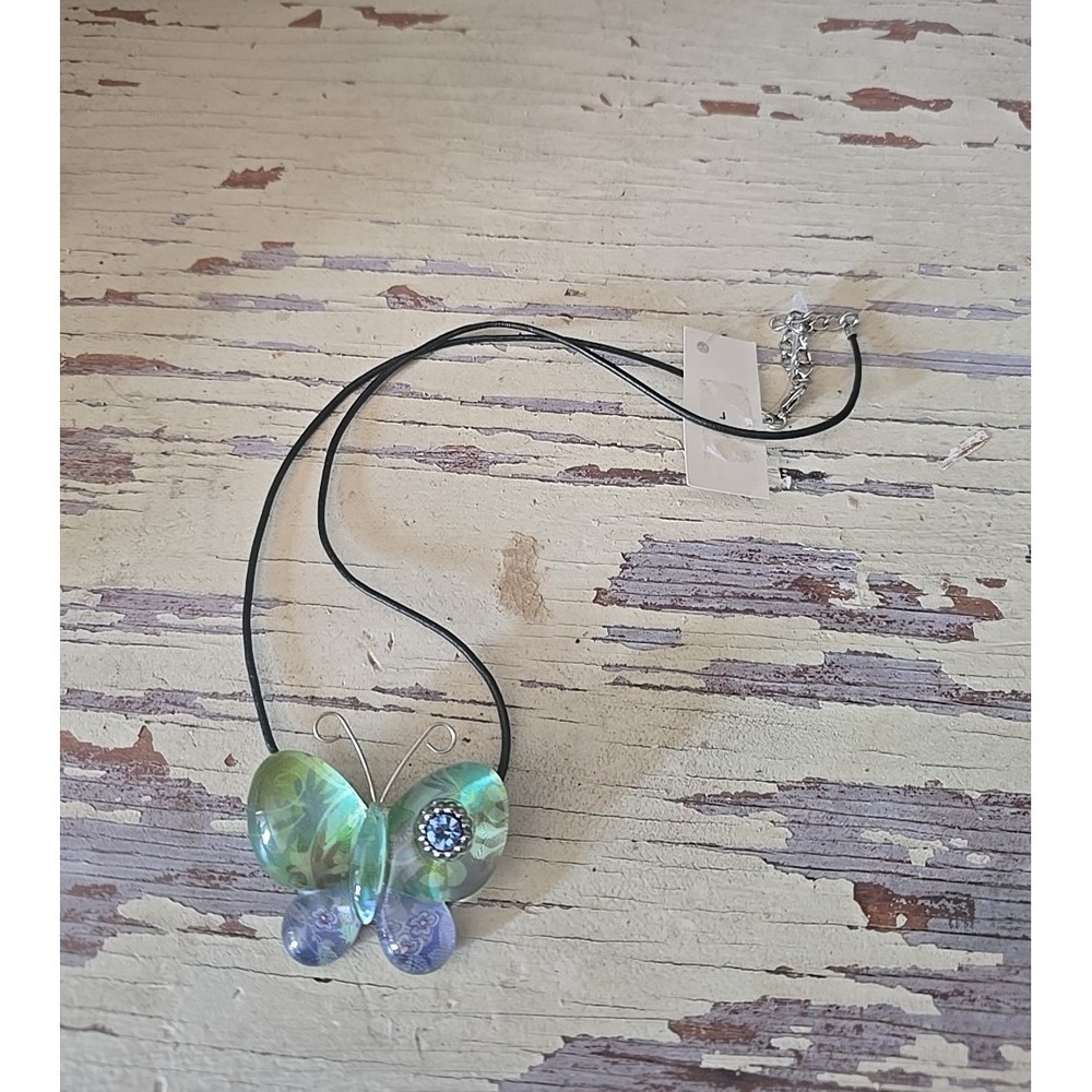 NEW Vtg Green Purple Butterfly Pendant Black Cord Fashion Jewelry‎ Necklace